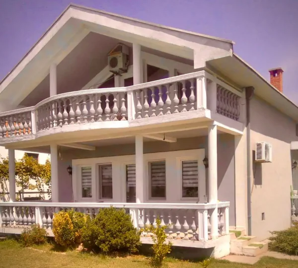 Ella house - Villa in Tuzi