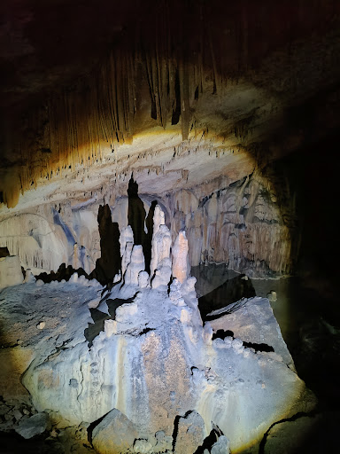 Macova Pećina (Cat Cave)