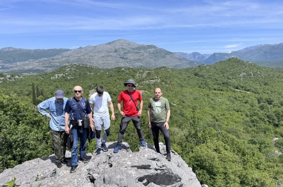 🌿 Shënimi i shtigjeve turistike në Tuz – Një hap më afër natyrës dhe aventurës ⛰️